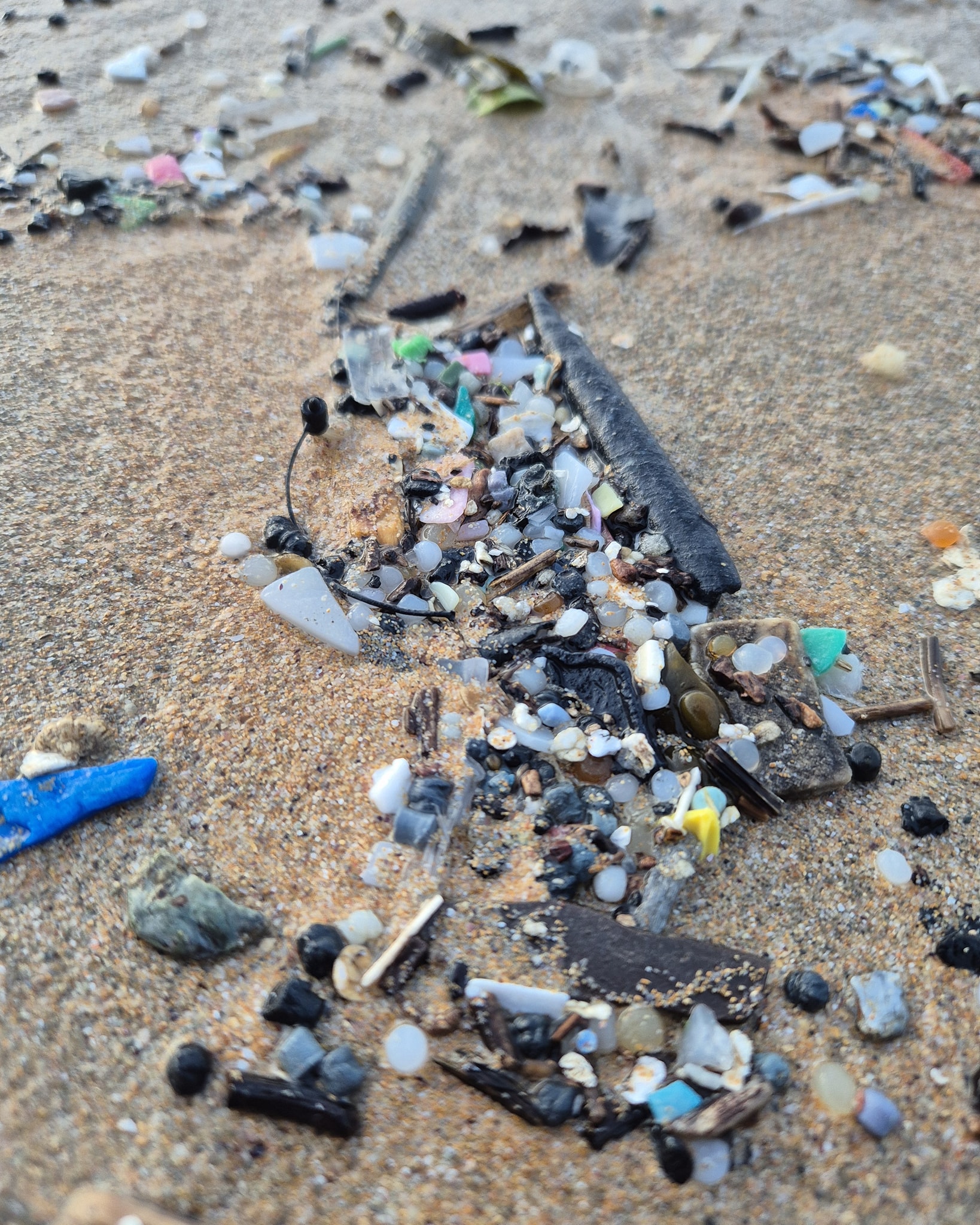 Nurdles and microplastics